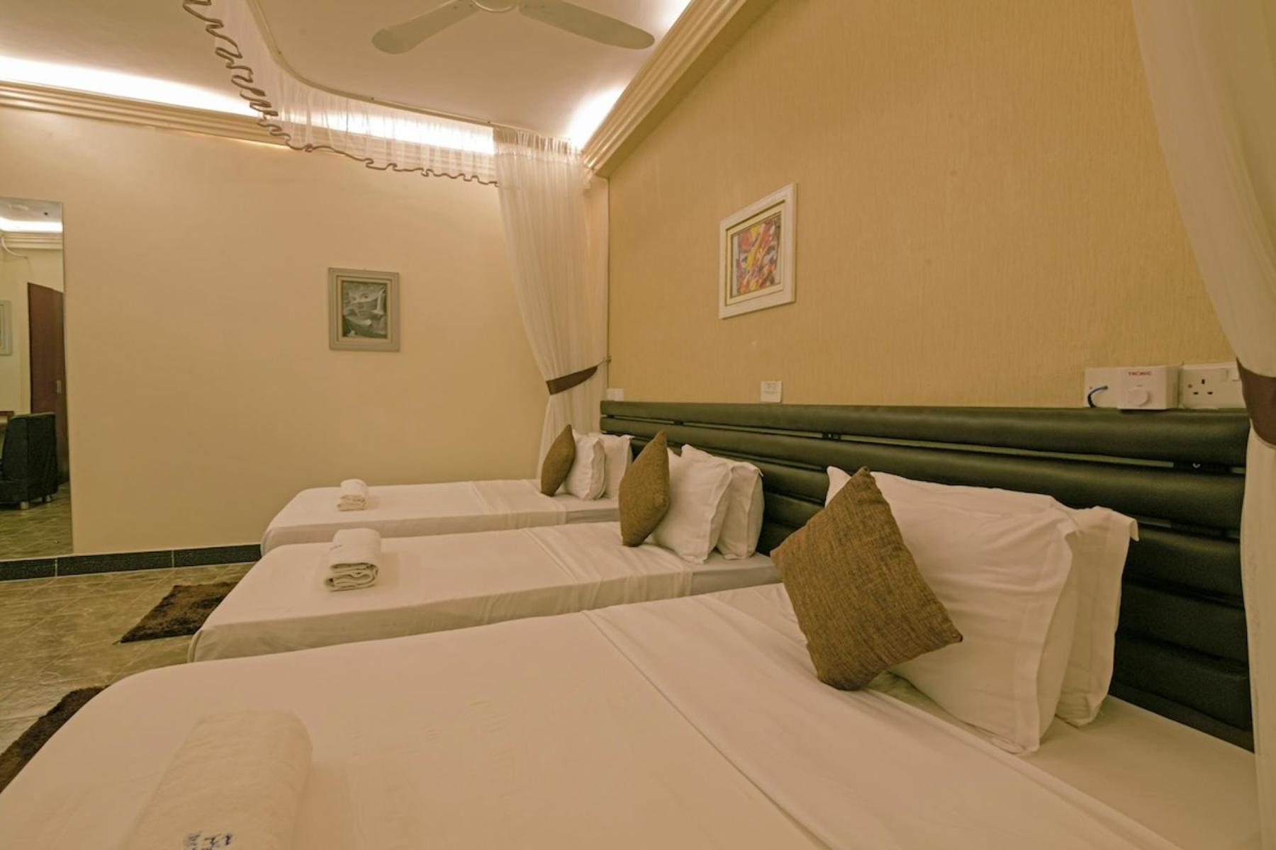 Hoima Buffalo Hotel & Business Hub Ltd Eksteriør billede