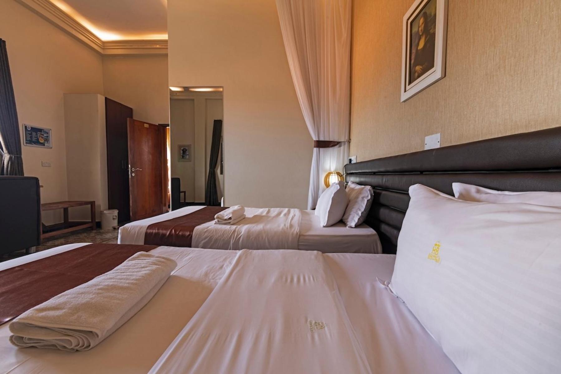 Hoima Buffalo Hotel & Business Hub Ltd Eksteriør billede