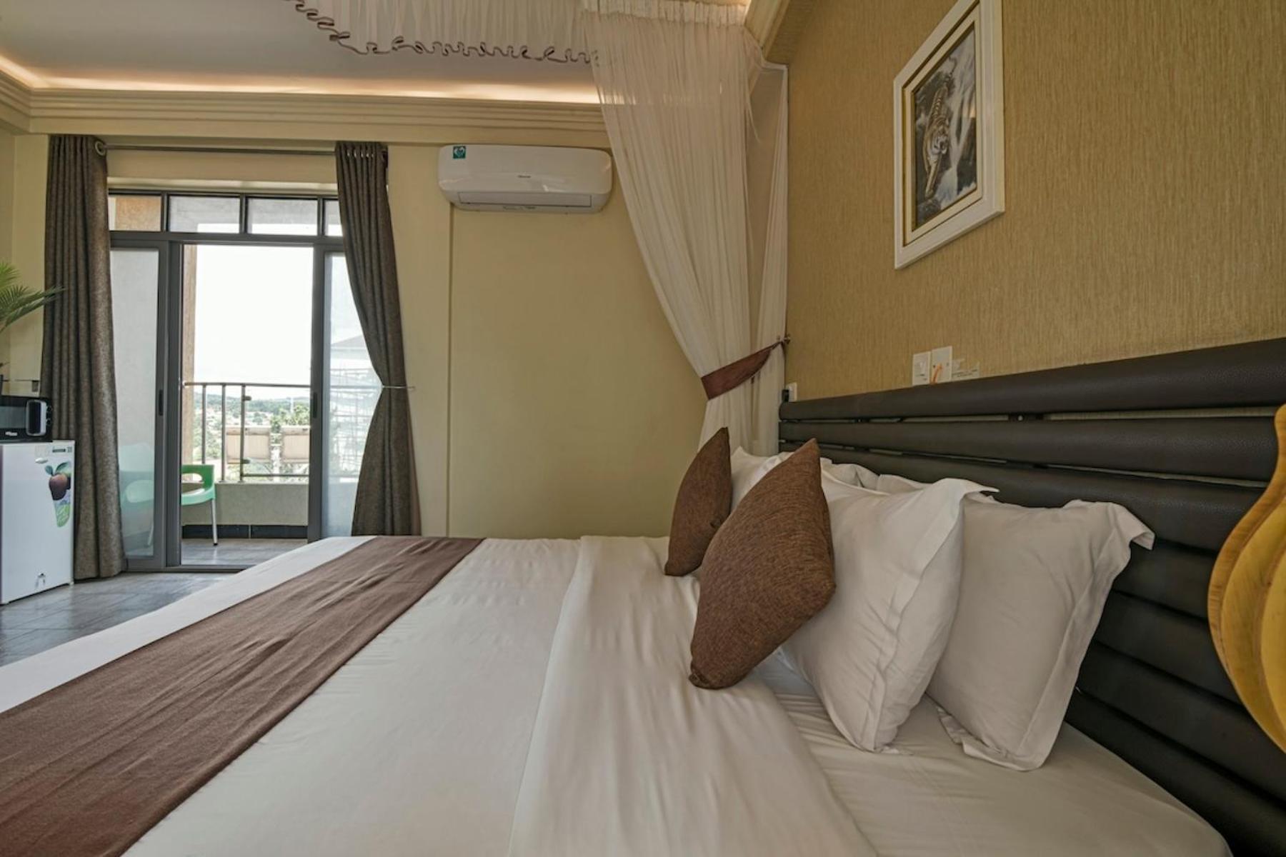 Hoima Buffalo Hotel & Business Hub Ltd Eksteriør billede