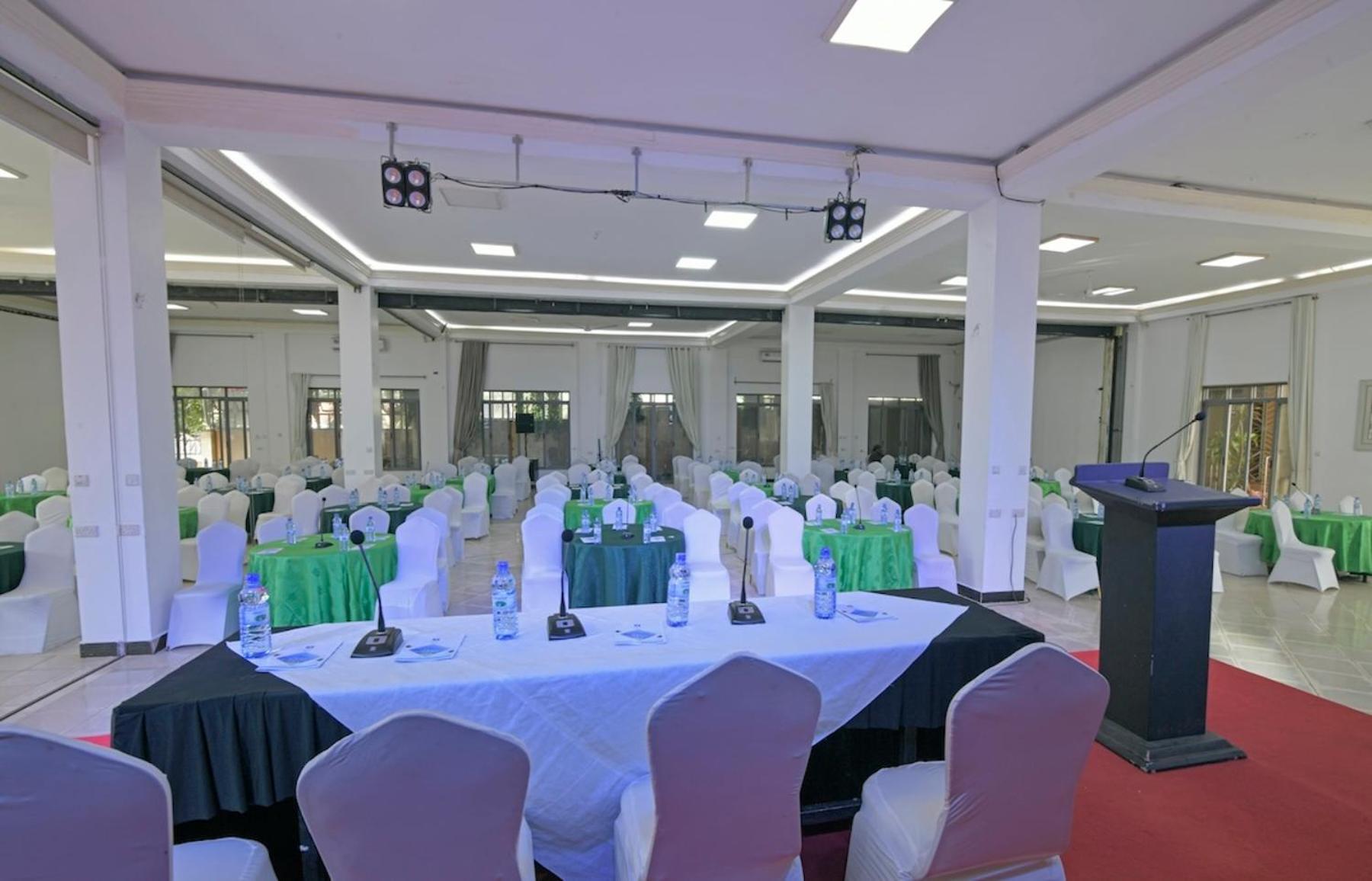 Hoima Buffalo Hotel & Business Hub Ltd Eksteriør billede