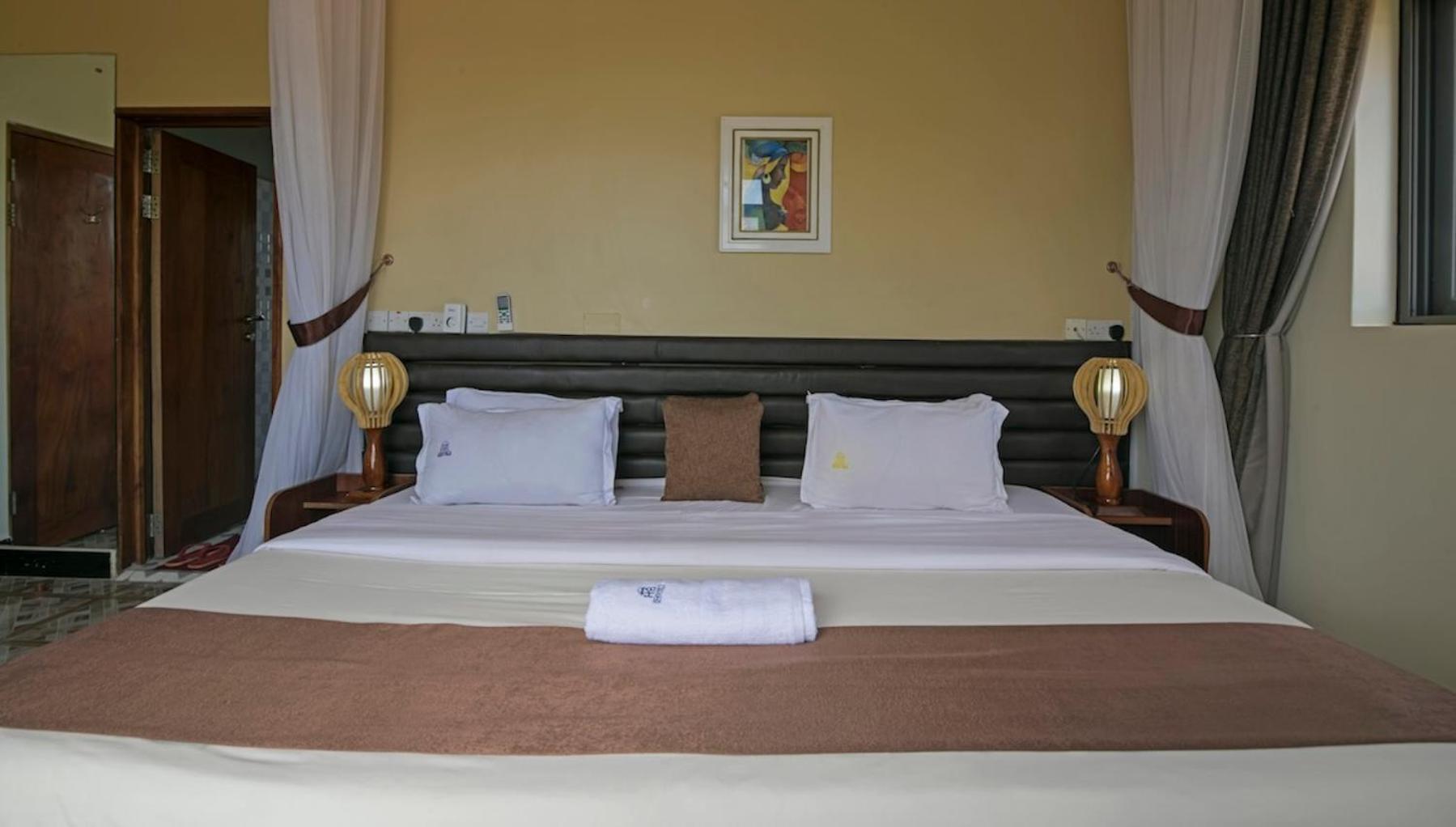 Hoima Buffalo Hotel & Business Hub Ltd Eksteriør billede